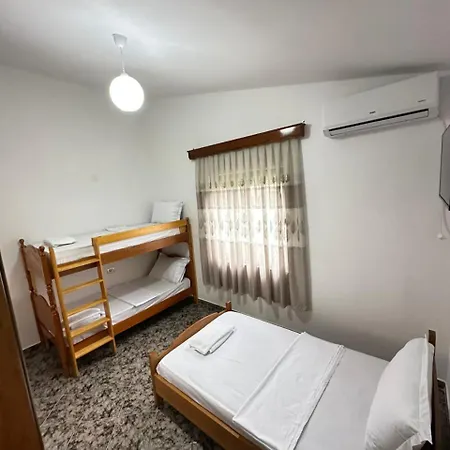 Parents House 2 Берат